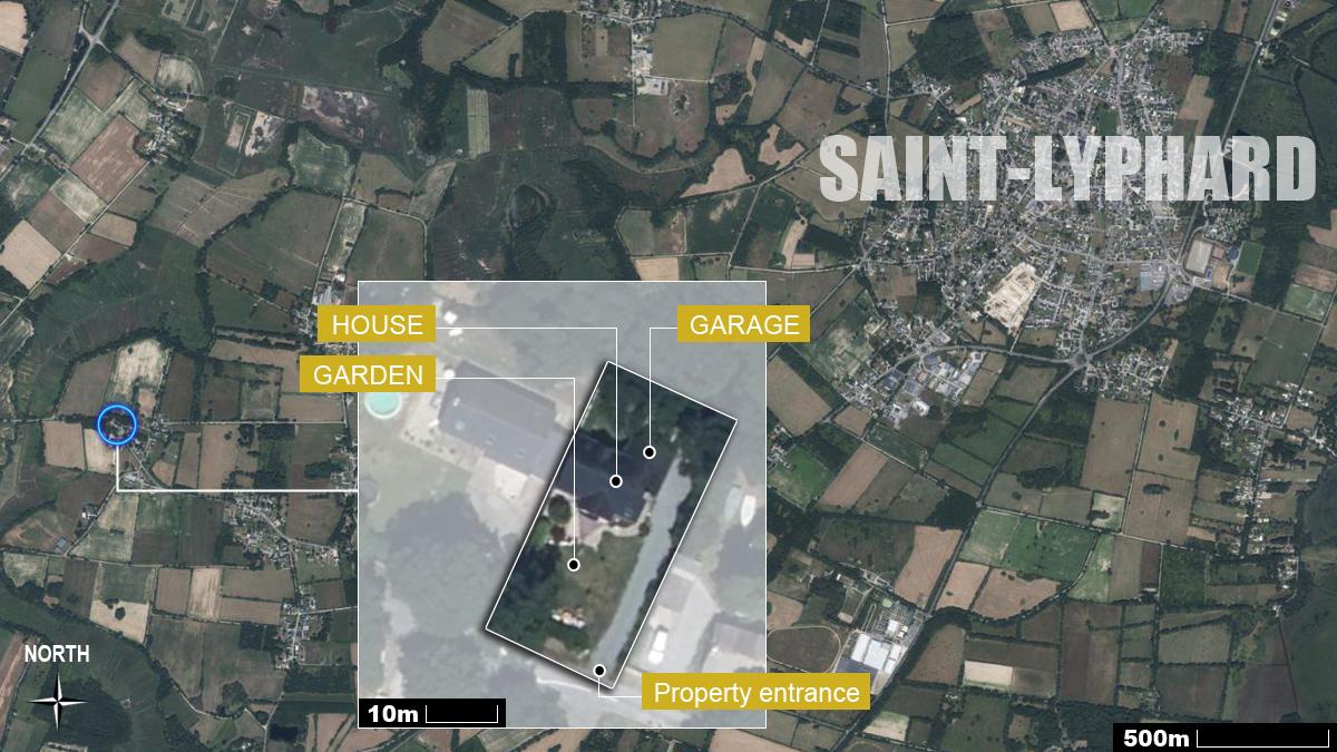 Floor plan of the house in its surroundings